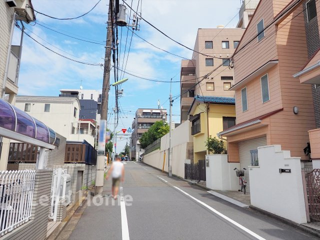建築条件がない為、お好きなハウスメーカーで理想のお住まいが建築できます。　