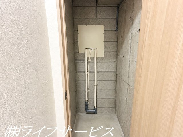 玄関／収納あり