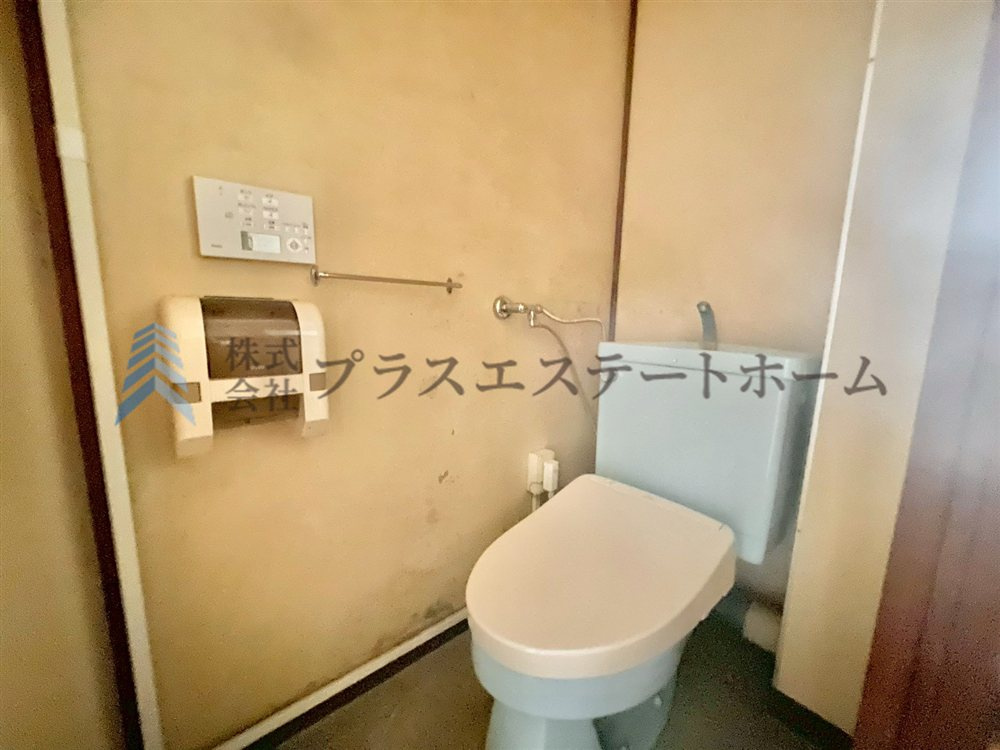 温水洗浄機付き暖房便座♪