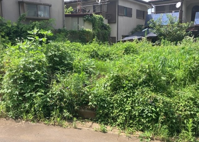 販売されている全ての土地が、宅地用の土地であるとは限りません。都市計画法に基づき、基本的に住宅を建てることができるのは土地計画区であることに加え、市街化区域として定められている地域のみとなっています。