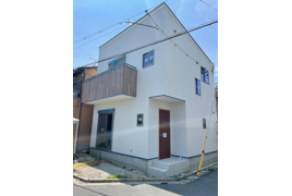 富秋町　戸建ての外観