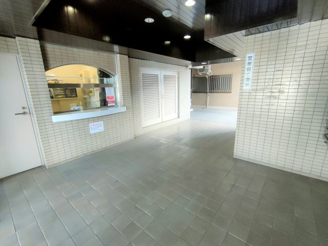 ・エントランス