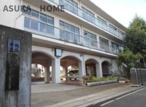 徒歩11分の横浜市立老松中学校