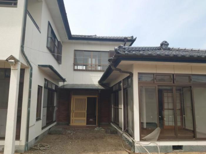 たっぷりの陽光と心地よい風が舞い込む住まい♪