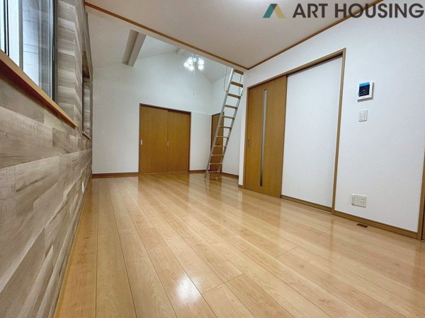 【小山　中古戸建の居間】