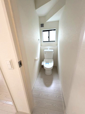 現地写真。1階のトイレです。