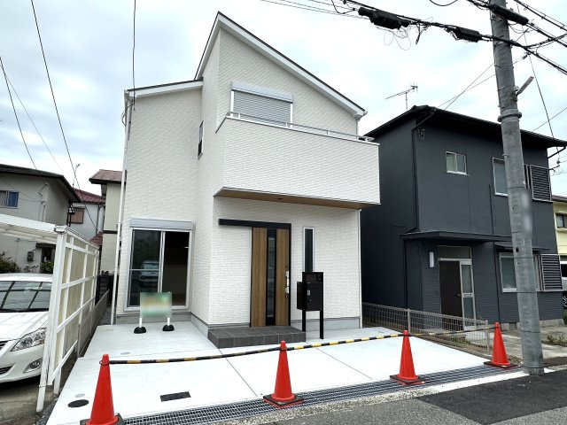 外観：328000654256