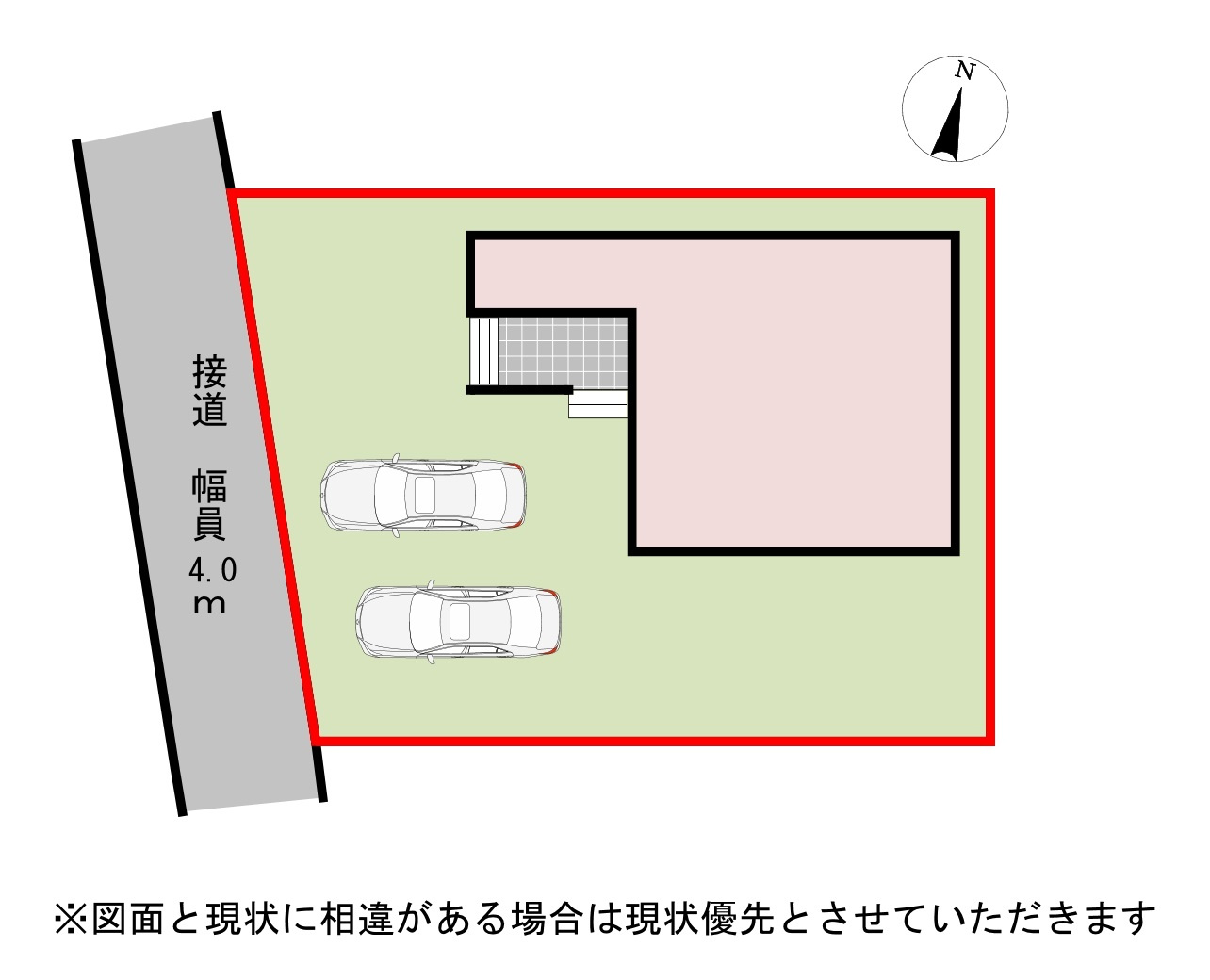 西側道路です。夕方まで室内が明るく、照明をつけなくても過ごせる時間が長いです。
