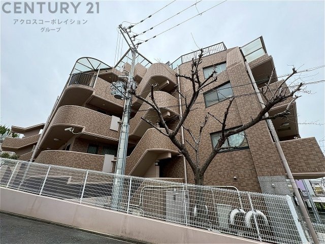 鉄筋コンクリート造5階建て