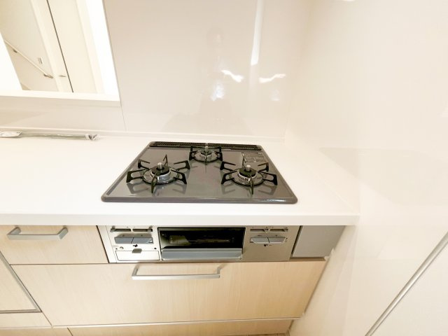 調理しやすい3口コンロ
