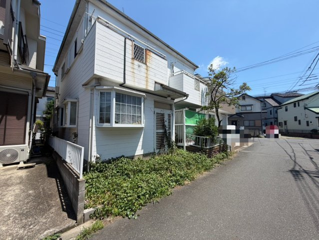 南・北の両面道路で陽当り良好！敷地約33坪・自由設計で夢のマイホームはいかがでしょうか！建築条件なし・お好きなハウスメーカーで建築可能です！