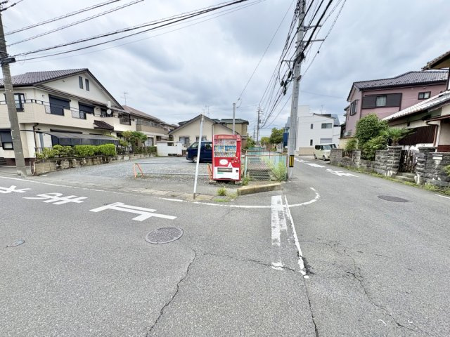 敷地約58坪・南側水路の為、陽当り良好！ご家族のライフスタイルに合わせた自由設計が可能です！当社無料の間取り作成も承ります！建物イメージや資金計画などお気軽にご相談ください。
