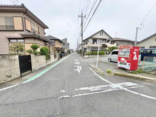 敷地約58坪・南側水路の為、陽当り良好！ご家族のライフスタイルに合わせた自由設計が可能です！当社無料の間取り作成も承ります！建物イメージや資金計画などお気軽にご相談ください。