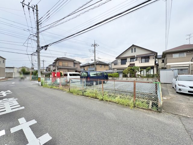敷地約58坪・南側水路の為、陽当り良好！ご家族のライフスタイルに合わせた自由設計が可能です！当社無料の間取り作成も承ります！建物イメージや資金計画などお気軽にご相談ください。