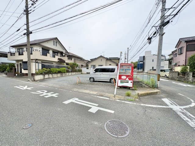 敷地約58坪・南側水路の為、陽当り良好！ご家族のライフスタイルに合わせた自由設計が可能です！当社無料の間取り作成も承ります！建物イメージや資金計画などお気軽にご相談ください。