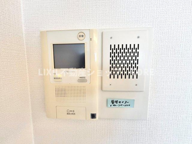 ＴＶモニター付インターホンでセキュリティ面にも配慮。小さなお子様のお留守番でも安心なアイテムです。