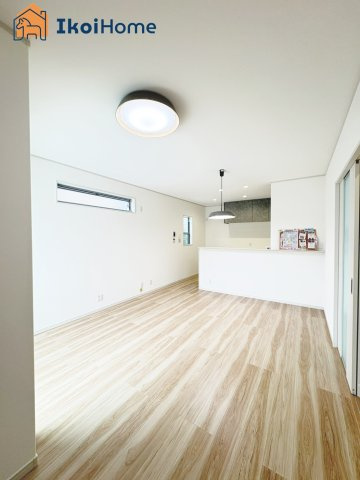 【ホームページに現地動画掲載中】●年中無休：当日予約可●リビングは長方形で家具を配置しやすい間取り！