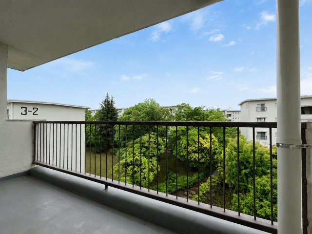 ◆日当たり良好なバルコニー！毎日のお洗濯にも嬉しいですね！　
