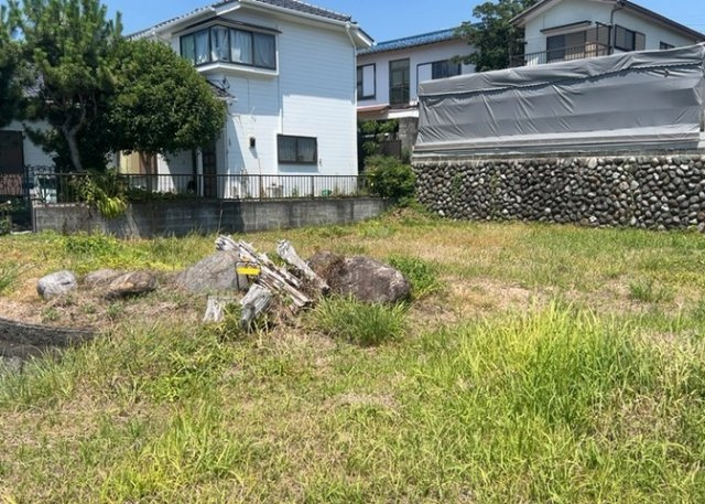 物件の詳細については、現地を見てわかること以外に、役所や法務局などで調べないとわからないことがあります。そのため、現地に行く場合は、もしこの物件を買ったらどのような生活ができるかをイメージしましょう。