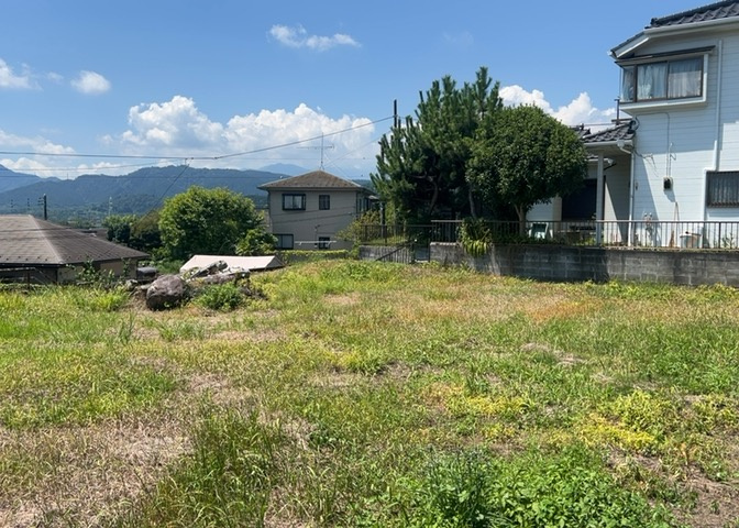 家を建てる前提で土地を探している場合、地盤の丈夫さは譲れない条件の一つです。地盤が脆弱だと追加工事が必要となります。また、過去に地盤沈下や液状化現象を起こした土地は、できるだけ避けた方がいいでしょう。