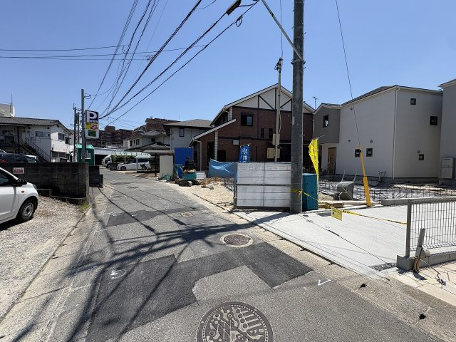 現地写真。前面道路です。