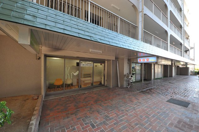マンション下店舗