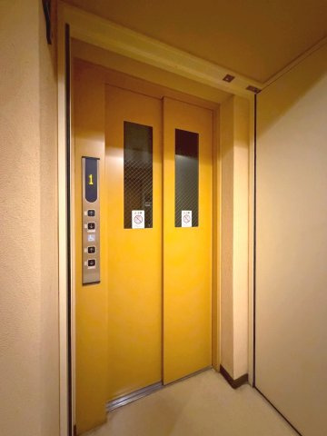 エレベーター