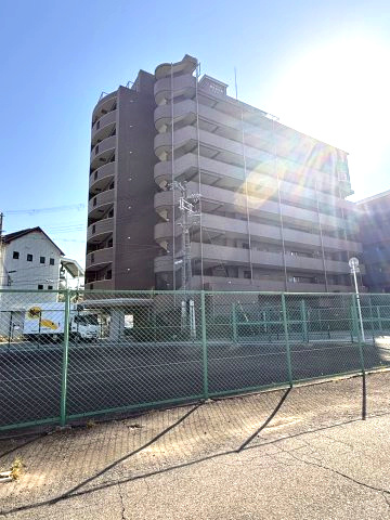 外観：327002166105