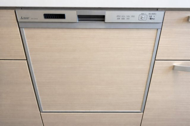 食器洗浄機が後片付けをサポート！食事後の家族のくつろぎタイムをゆっくりもてます