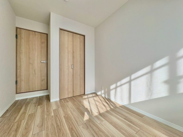 収納付きで、お部屋がすっきり片付きます。