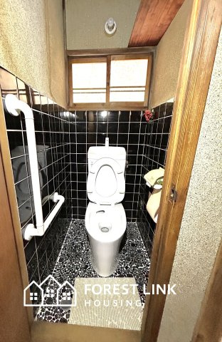 シンプルで使いやすいトイレです。