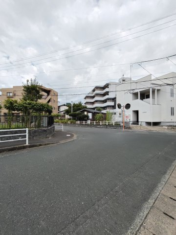 広々前面道路