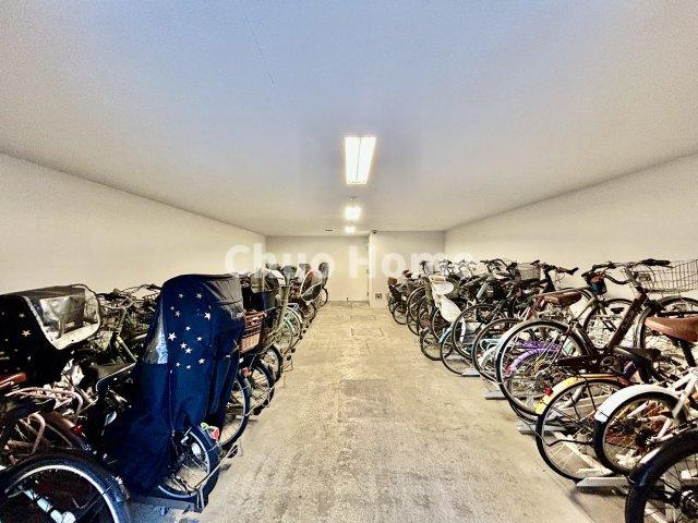 【自転車置き場】最新の空き状況や費用などの詳細は担当スタッフまでお問い合わせください。