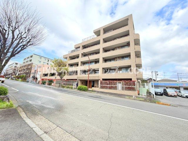 見学はしたいけど見に行く暇がないという方、仕事終わり等にご見学が出来るようサポートします。