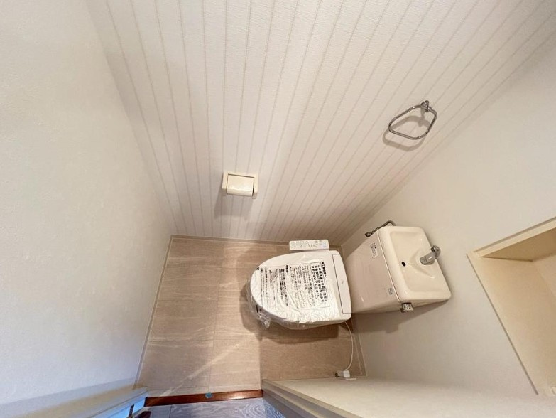 プライベート空間として機能や内装にこだわった、優しい雰囲気のトイレはリラックス空間へ。