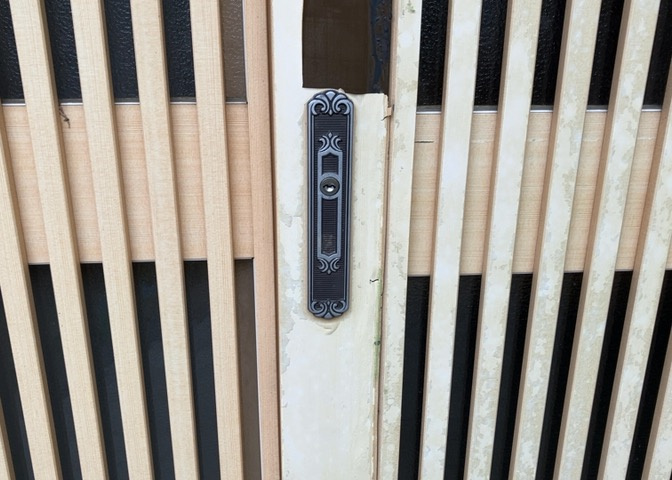 当然のことではありますが、オートロックやセンサーライト、ホームセキュリティーなどの防犯設備があれば、小さいお子様がいるご家庭も安心ですよね！まず物件購入の際は、防犯設備もチェックするようにしましょう。