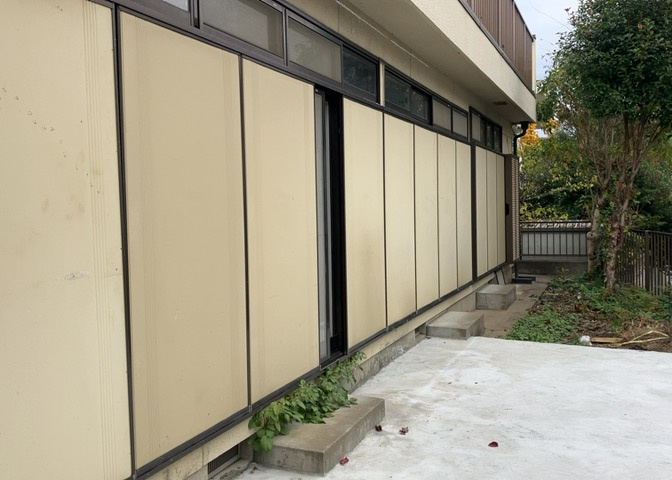 リビングの間取りの種類は大きくわけてリビングとダイニングが別になっているタイプ、リビングダイニング一体型です。どちらも一長一短ですので、家を選ぶ時はその両面をチェックして決めるようにしましょう。