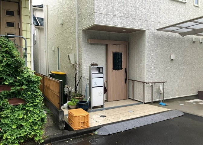当然のことではありますが、オートロックやセンサーライト、ホームセキュリティーなどの防犯設備があれば、小さいお子様がいるご家庭も安心ですよね！まず物件購入の際は、防犯設備もチェックするようにしましょう。