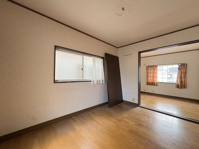 2階洋室6帖　