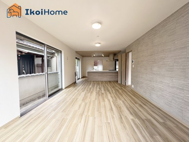 【ホームページに現地動画掲載中】●年中無休：当日予約可●リビングは長方形で家具を配置しやすい間取り！