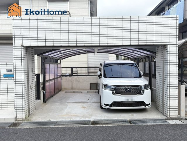 【ホームページに現地動画掲載中】●年中無休：当日予約可●お車は並列2台駐車可！カーポート付きで安心！