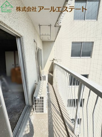 内装リフォーム中。10月上旬完成予定