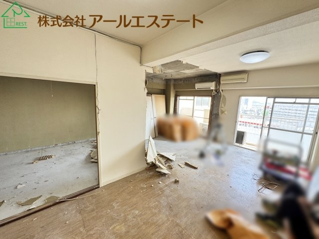 内装リフォーム中。10月上旬完成予定