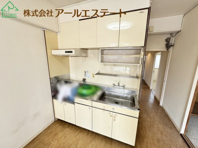 内装リフォーム中。10月上旬完成予定