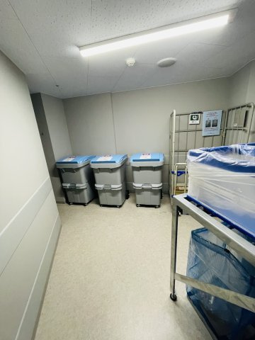 ゴミ置場（各フロアー毎）
