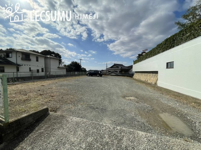 外観：328000608219