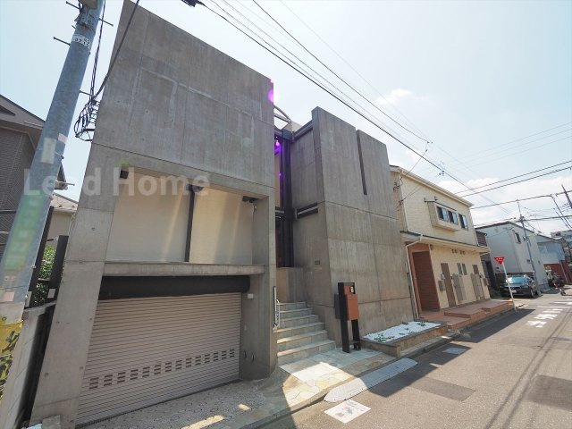 日差しがたっぷり注ぎ込み明るく心地よい毎日を整えられます！