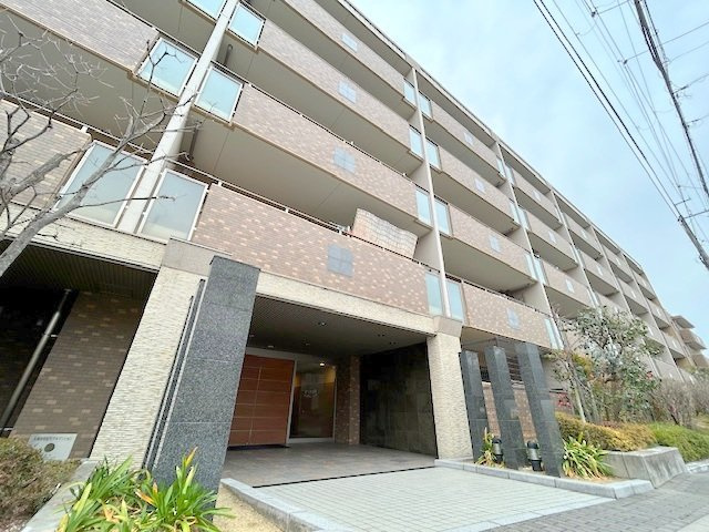 外観：327002177144