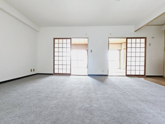 ■LDK約12.7帖