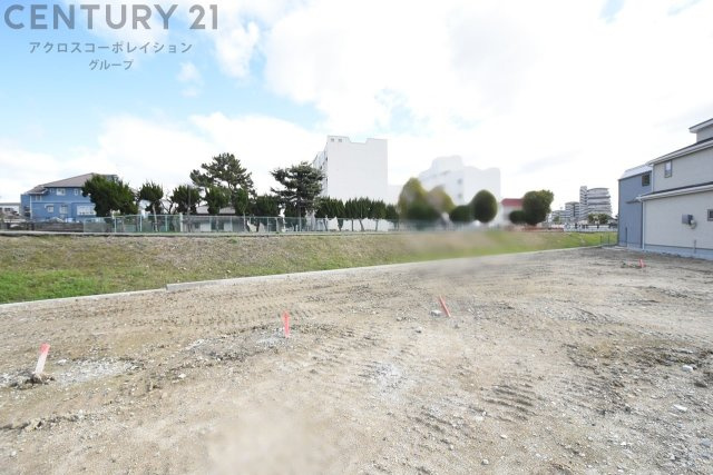 外観：328000489504